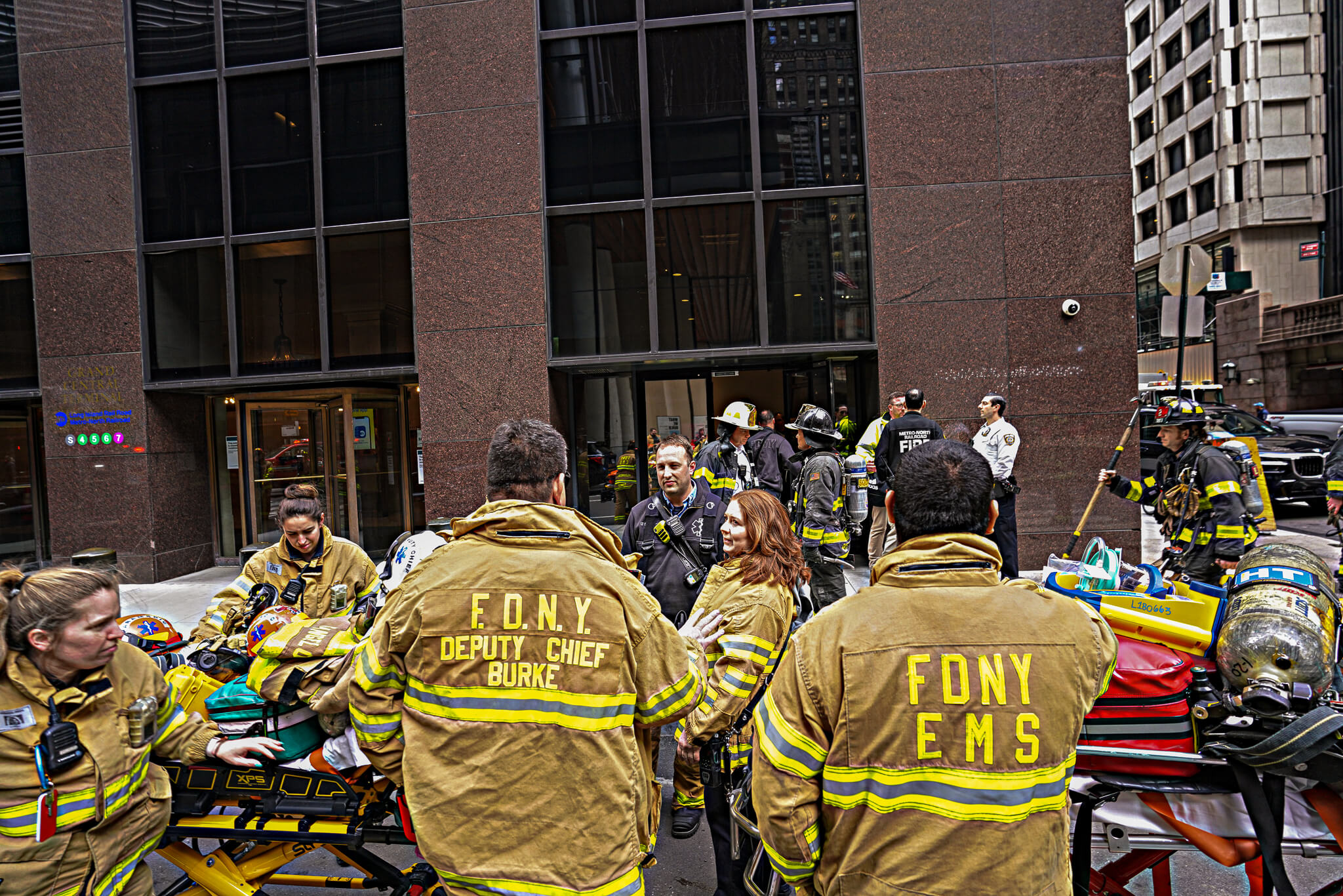 Grand Central evacuated over presumed Molotov cocktails, investigators deemed non-hazardous 2