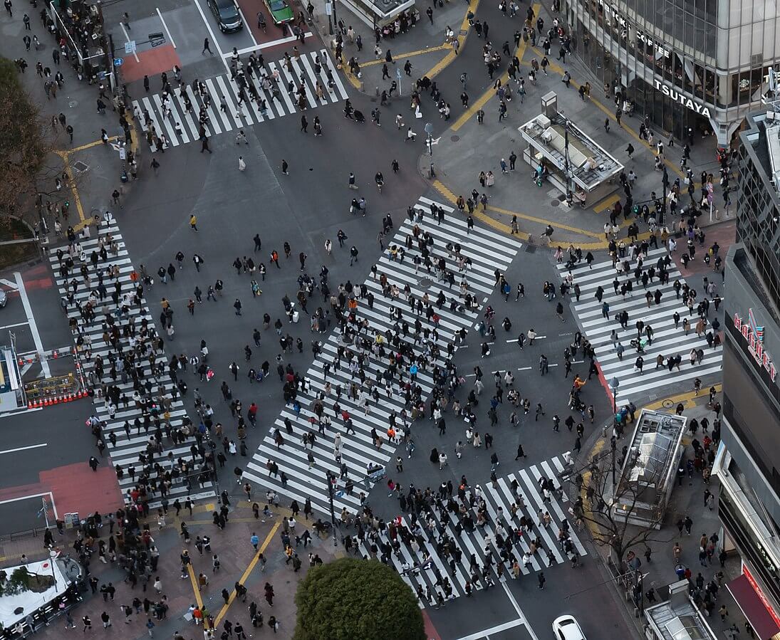 Scramble_from_above,_SHIBUYA_SKY_(49367160502)_(cropped)