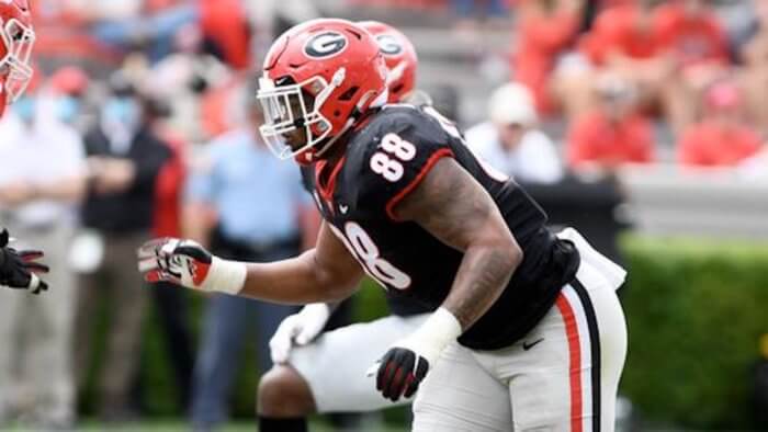 Jalen Carter on the field for the Bulldogs