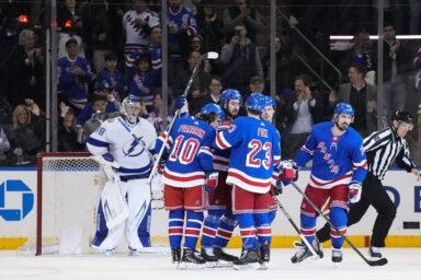 Rangers "knock out" lightning 6-3