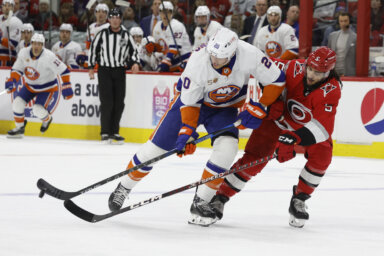 Islanders Hurricanes Game 1