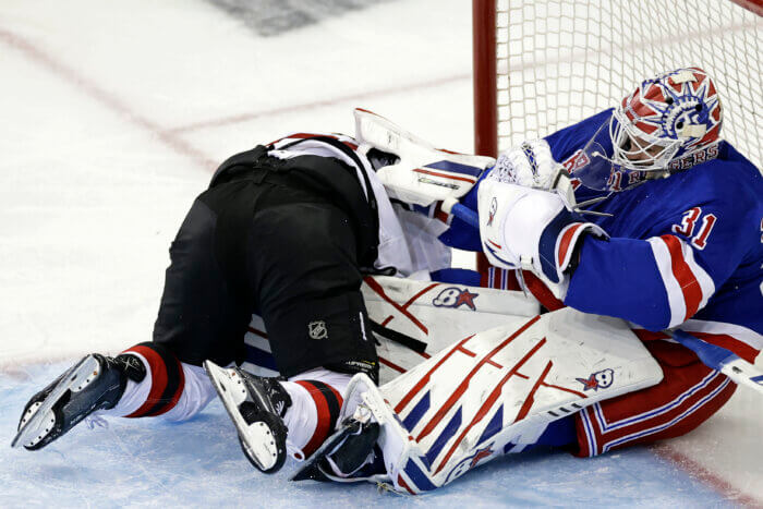 Hamilton scores in OT, Devils take Game 3 by 2-1 final 2