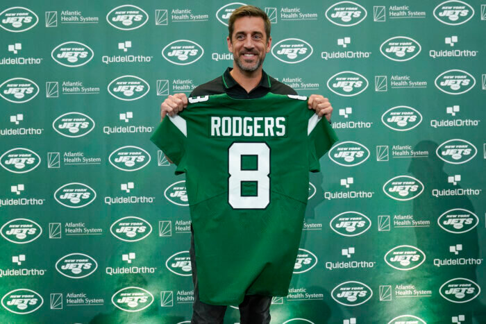 Aaron Rodgers has improved the Jets' Super Bowl odds
