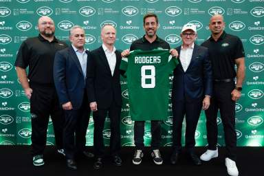 Jets introduced Aaron Rodgers as new QB