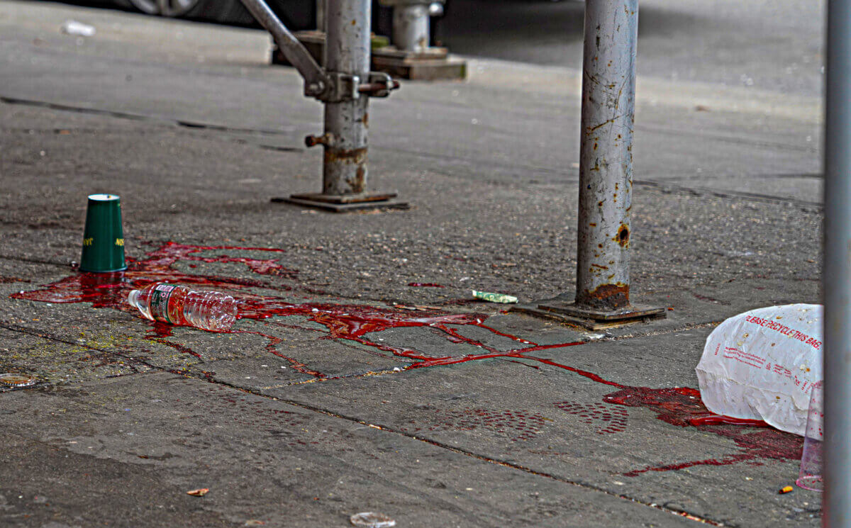 Pair arrested in connection to fatal shooting outside Harlem liquor store 2