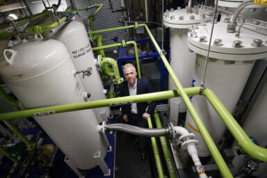 Climate Decarbonizing Buildings