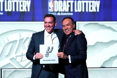 The Spurs get the right pick in the 2023 NBA Mock Draft