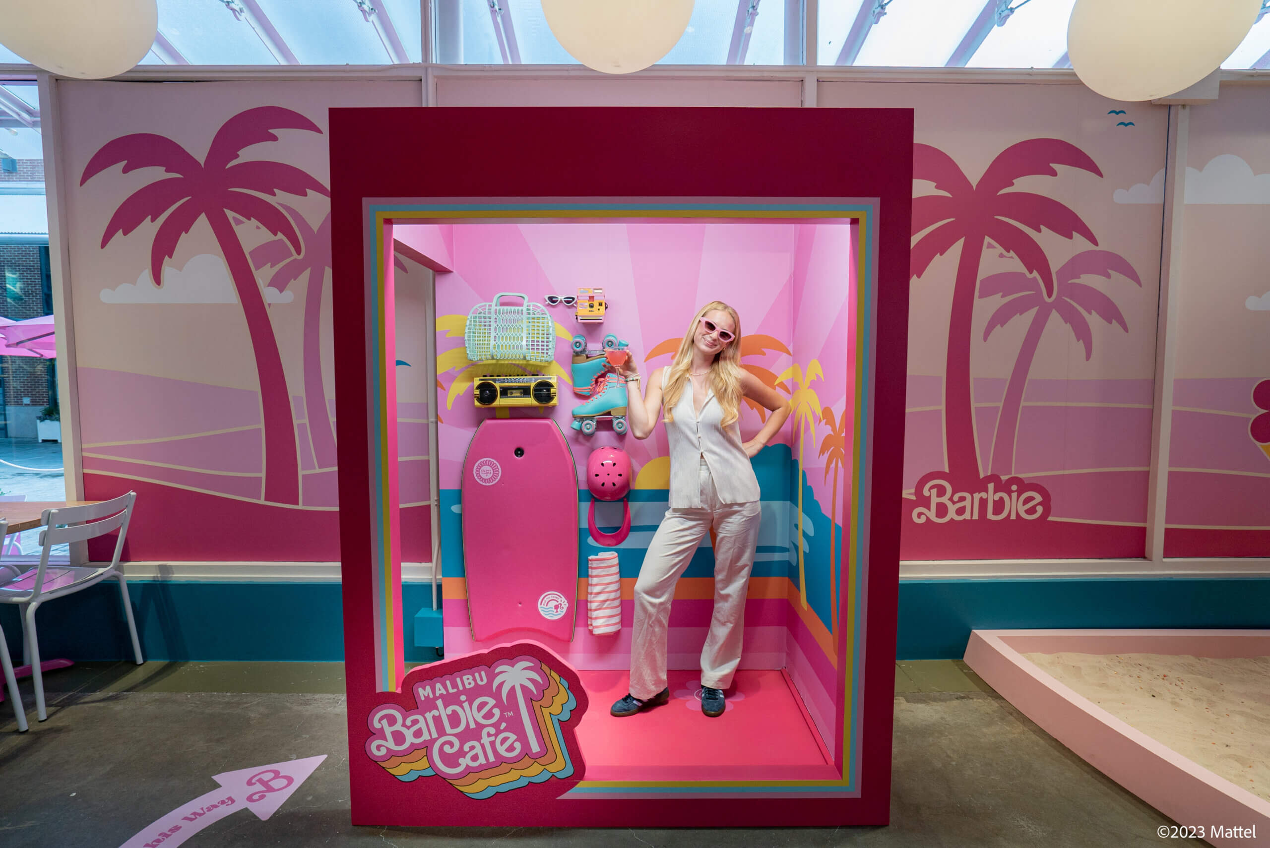Malibu Barbie Cafe