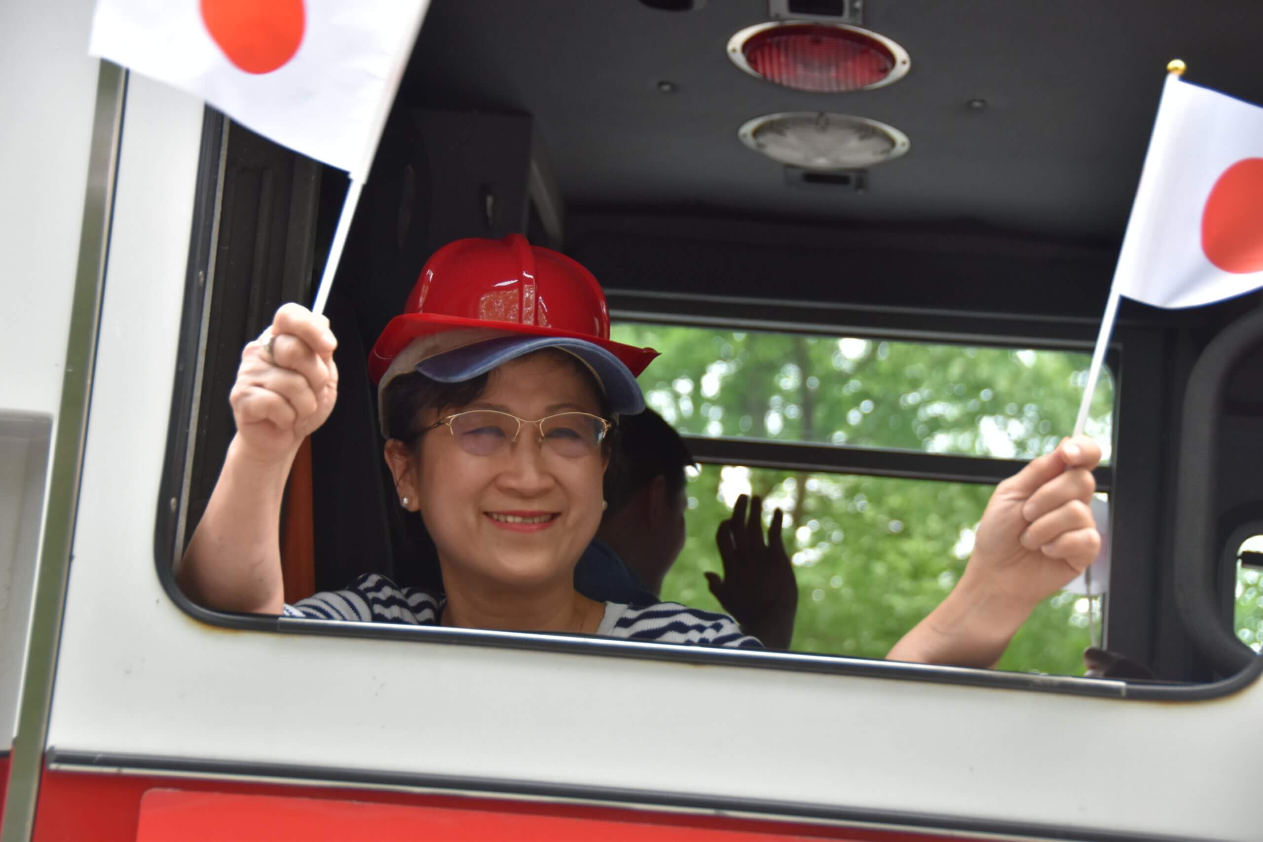 Grand Marshal Kristi Yamaguchi