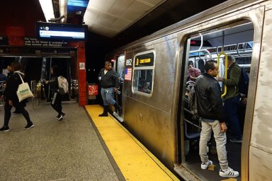 Lex_Av_63rd_St_IND_td_(2019-10-28)_07