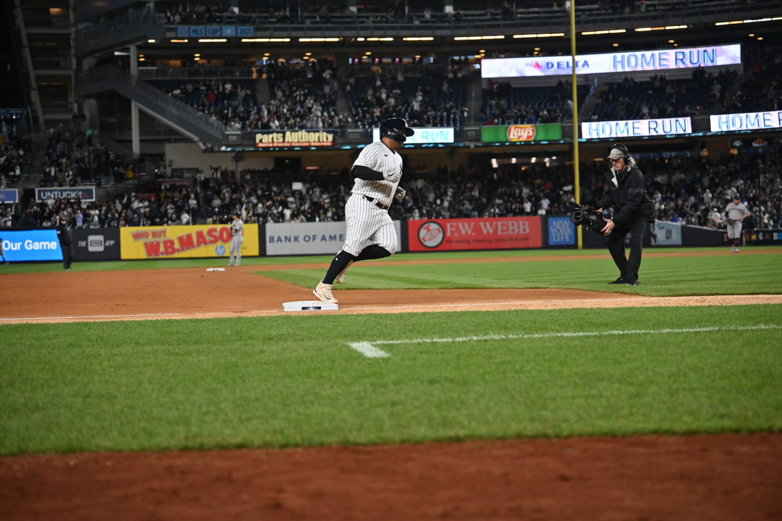 Jake Bauers, Willie Calhoun providing unlikely heroics that Yankees desperately need 3 Willie Calhoun rounds the bases after hitting a home run against the Cleveland Guardians at Yankee Stadium on May 3, 2023.