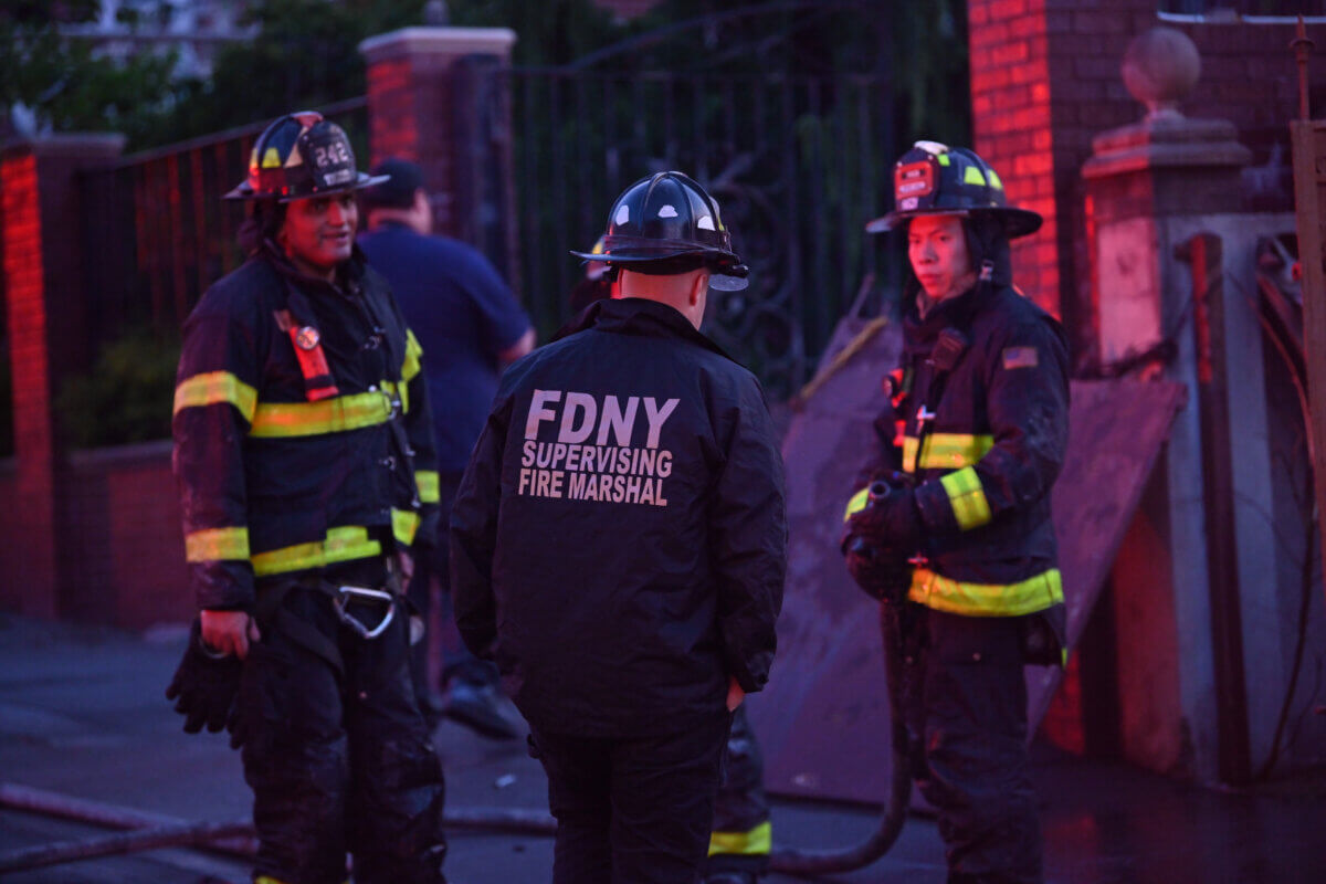 Brooklyn firefighters battle all kinds of obstacles during three-alarm fire at residence 4