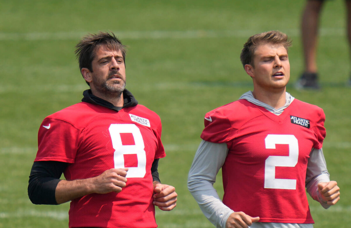 Jets’ quarterbacks have rediscovered their love for football ahead of