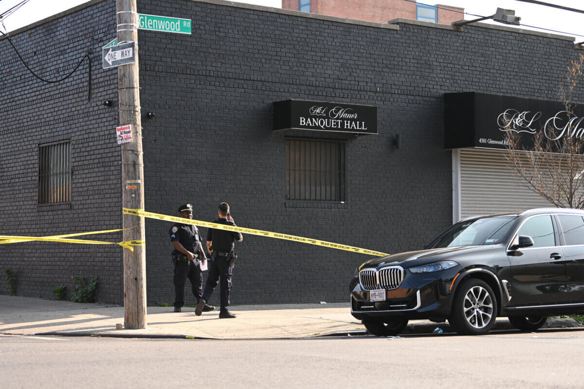 Police officers at scene of deadly Brooklyn shooting