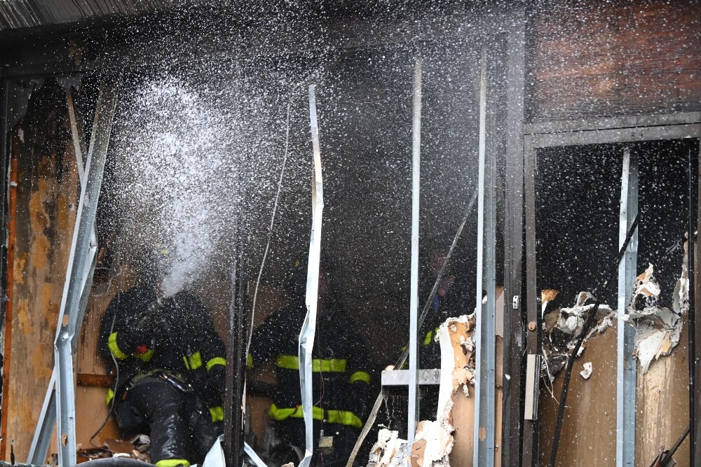 E-bikes, Lithium-ion batteries removed from burning Brooklyn building ...