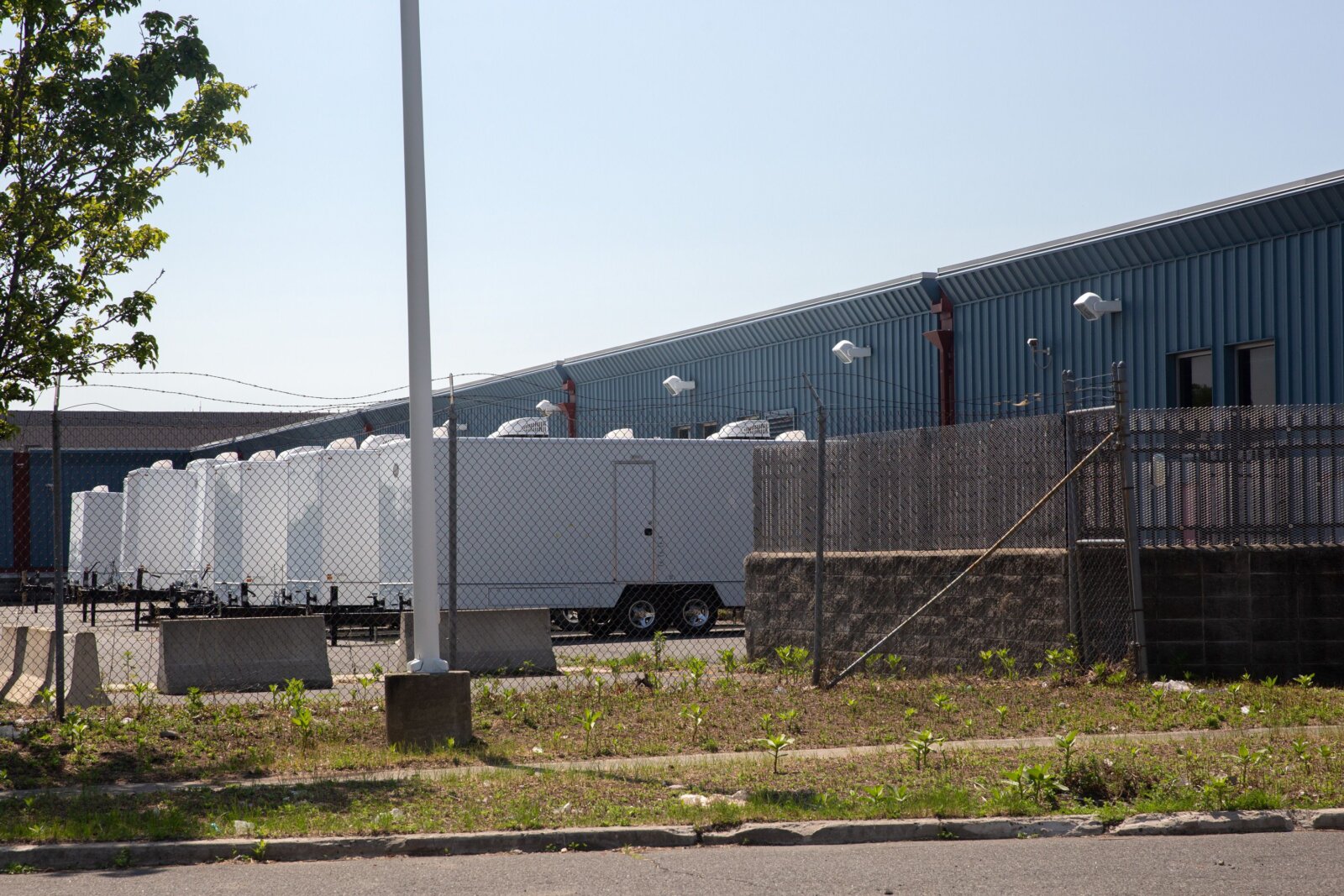 500 cots in place as City readies to convert JFK mail warehouse to