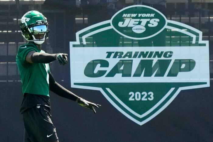 Jets unveil Sack Exchange legacy uniforms