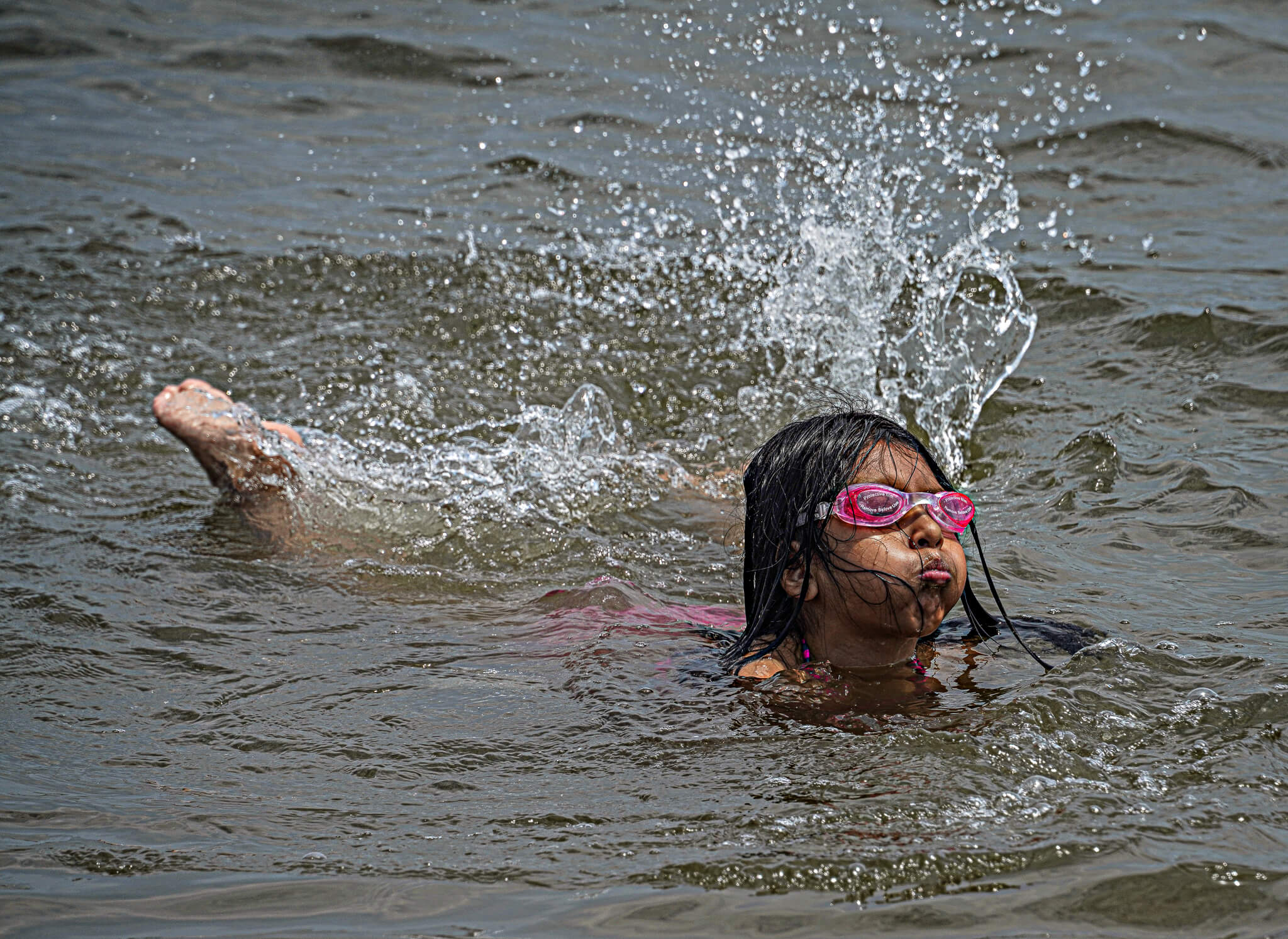 Governor, mayor warn of scorching heat wave expected to bake Big Apple 5 Swimming