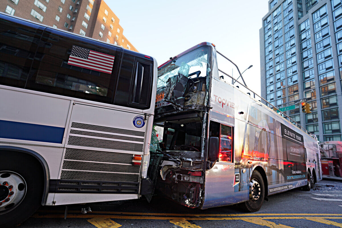Buses crash in Manhattan