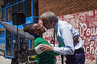 Former Mayor Bill de Blasio and wife, Chirlane McCray