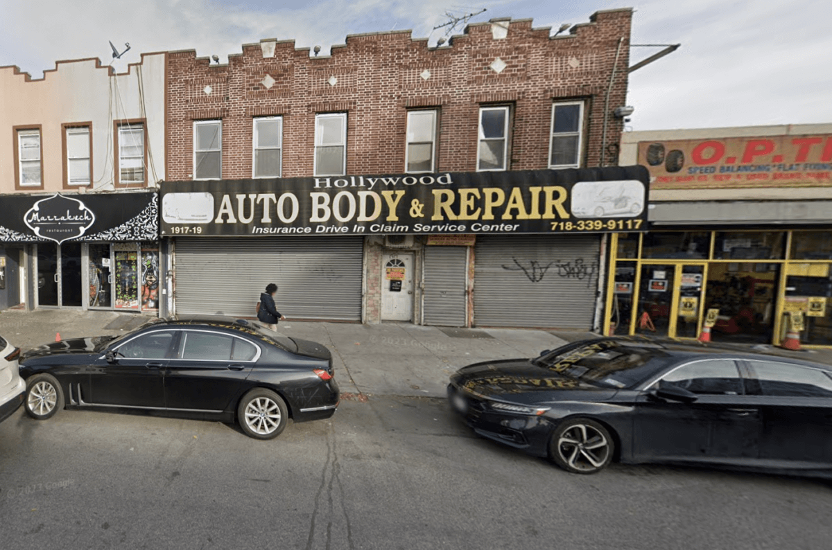 Cops investigating fatal stabbing near Brooklyn auto body shop amNewYork