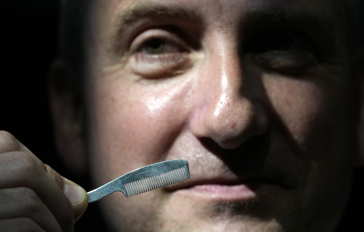 Freddie Mercury’s beloved piano, song drafts and hundreds of belongings