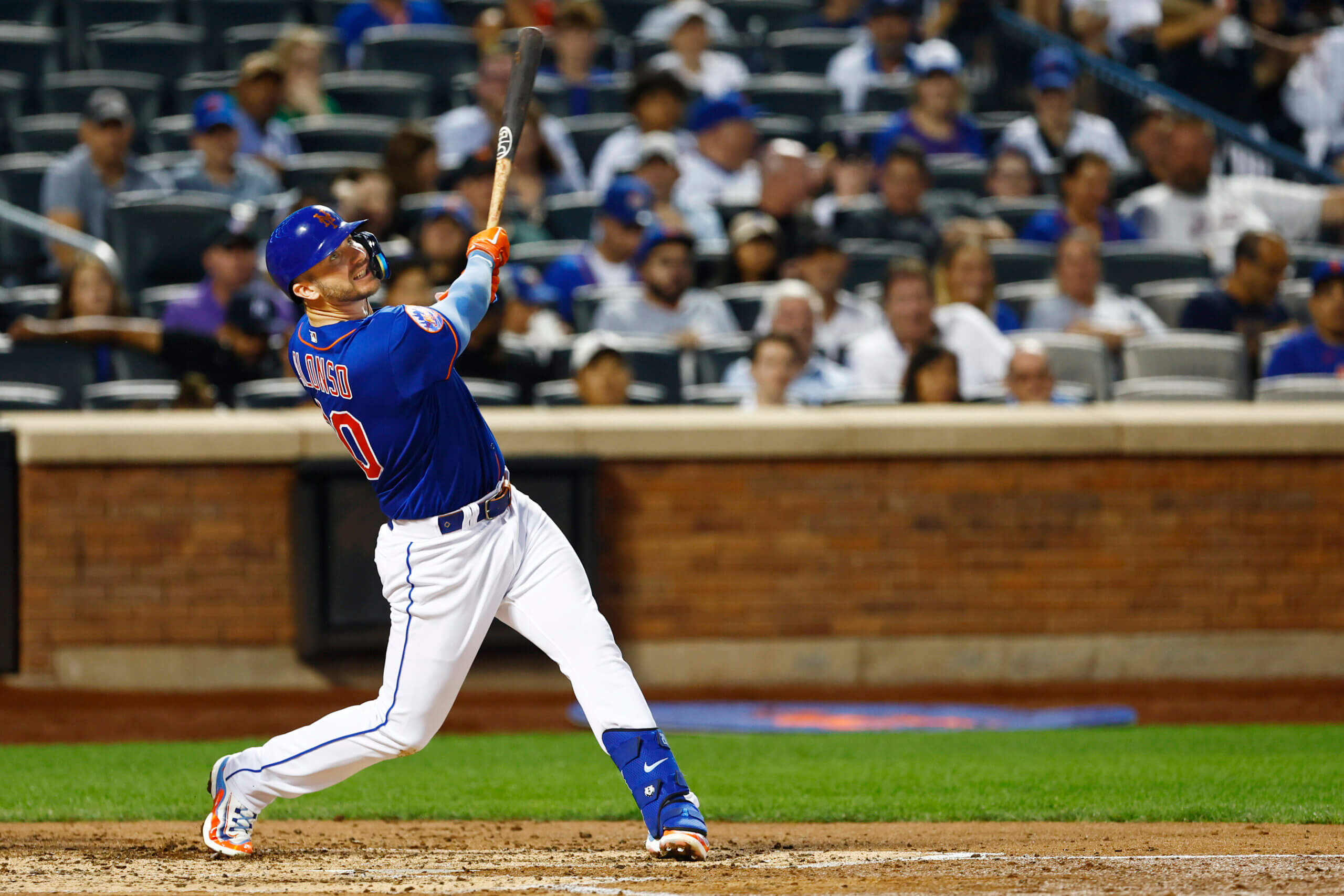 Pete Alonso: Home Run Derby pitcher video shows him hitting corner