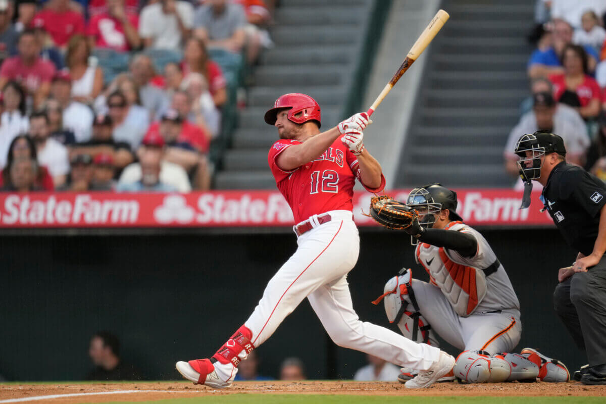 Hunter Renfroe debuts at first, 09/25/2020