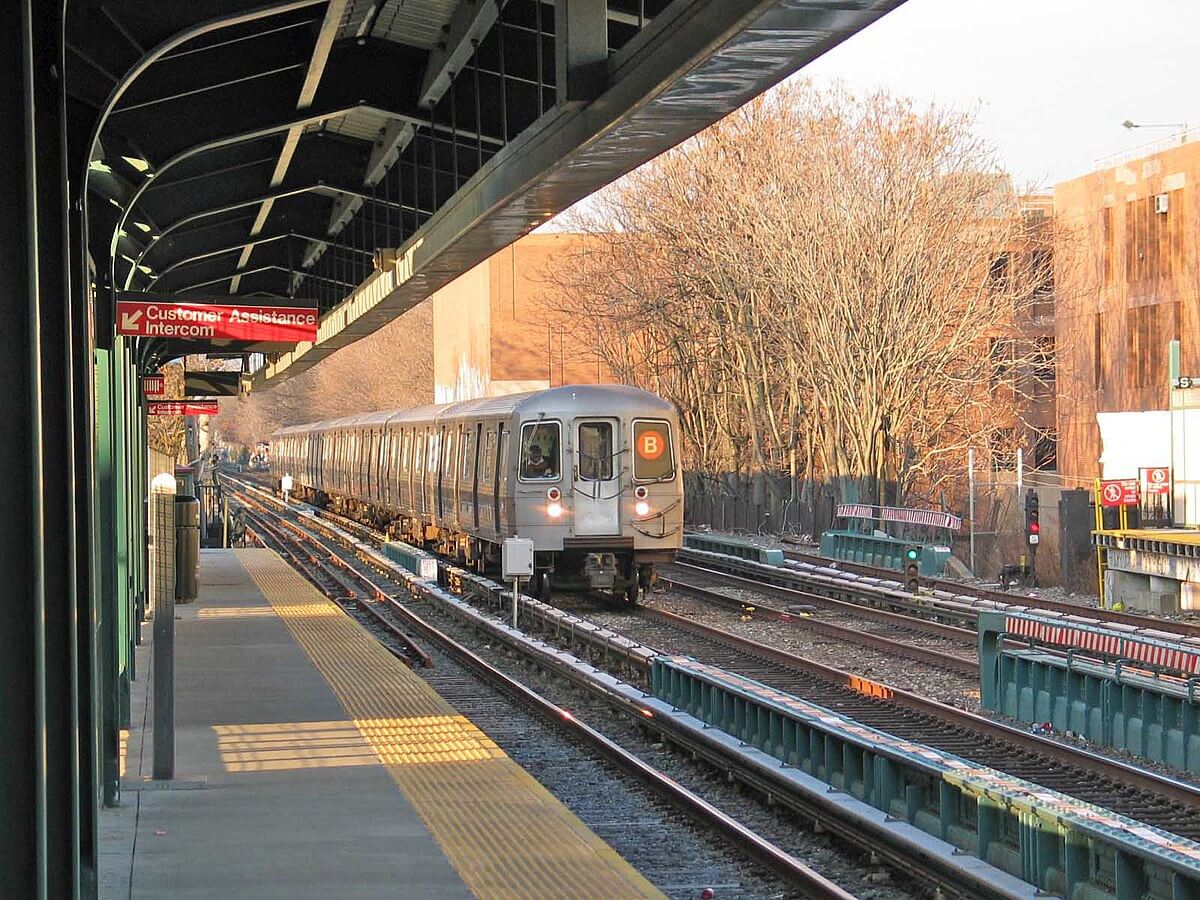 A B train passing by Avenue M in Midwood.