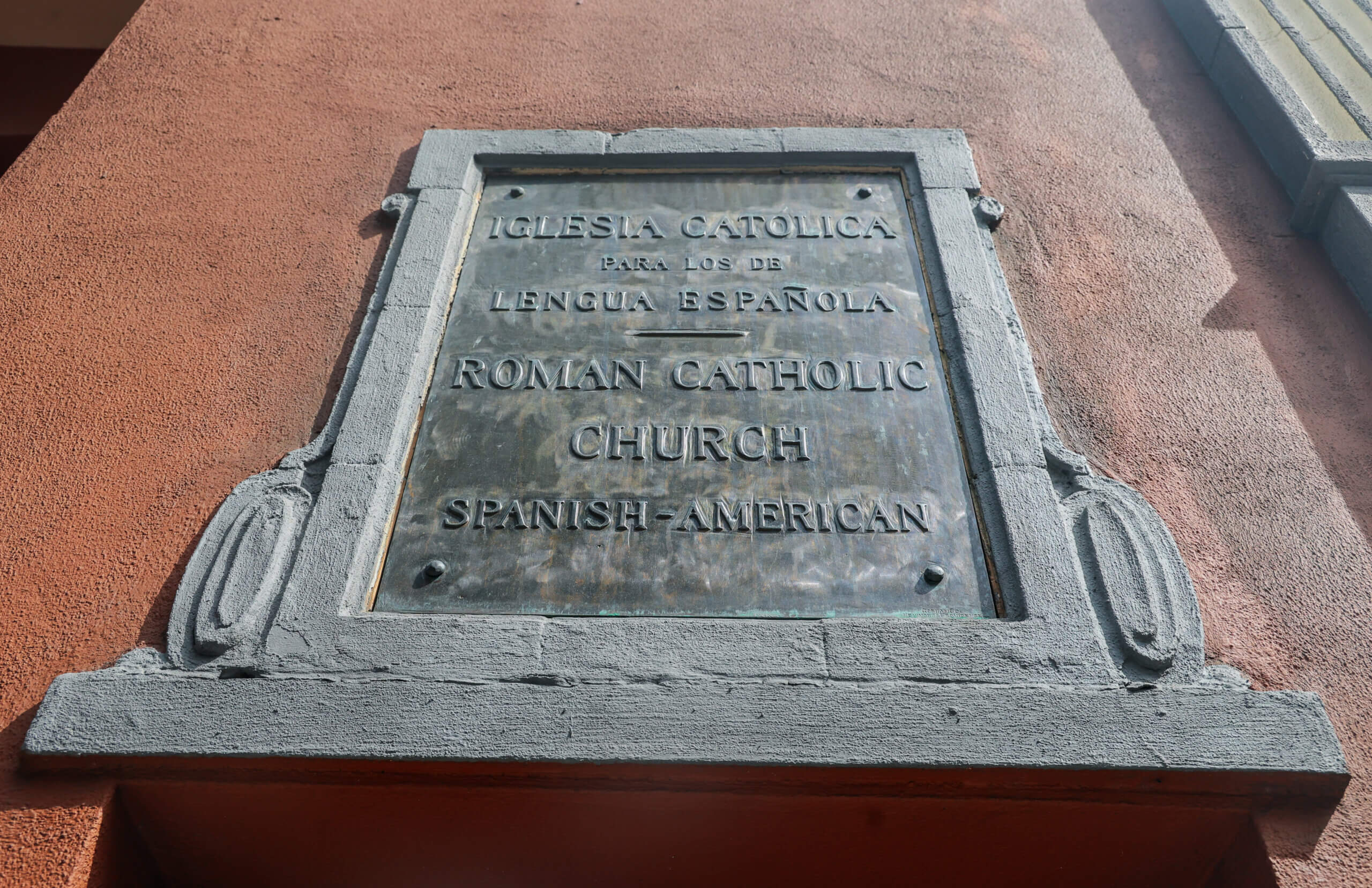 Preservationists attempt to landmark Manhattan church buildings; site served NYC's first Spanish-speaking congregation 3