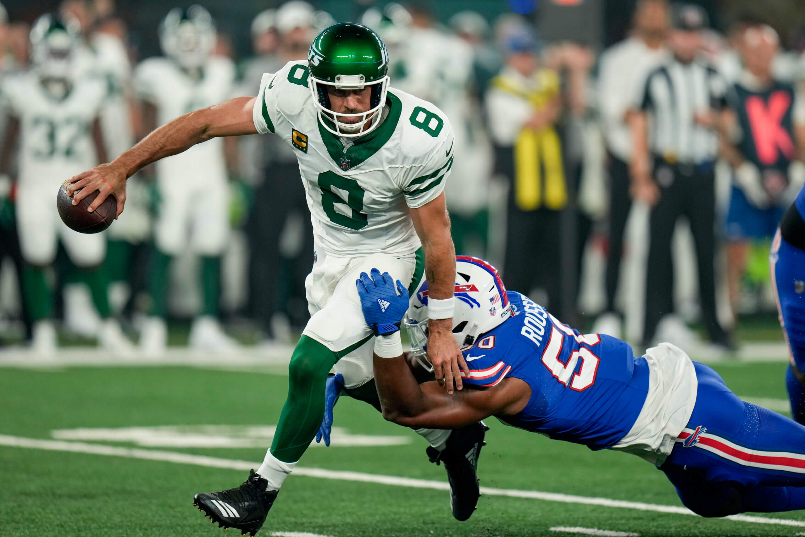 BREAKING: Aaron Rodgers leaves Jets debut with ankle injury 2 Aaron Rodgers