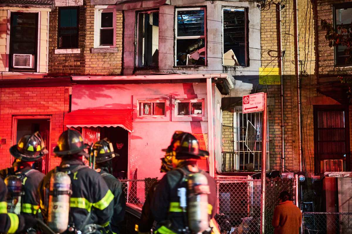 A fire broke out on the first floor of a two story building at 214 Forbell Street in East New York, Brooklyn on Tuesday morning.