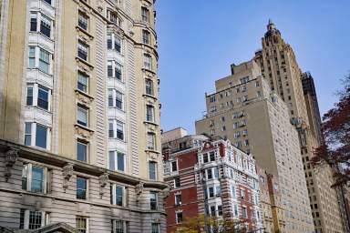 Short-term AirBnB rentals impacting apartment buildings in New York