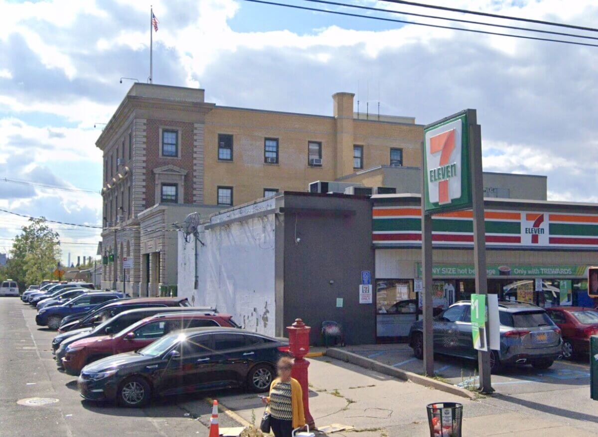 7-Eleven store that was site of Bronx police shooting