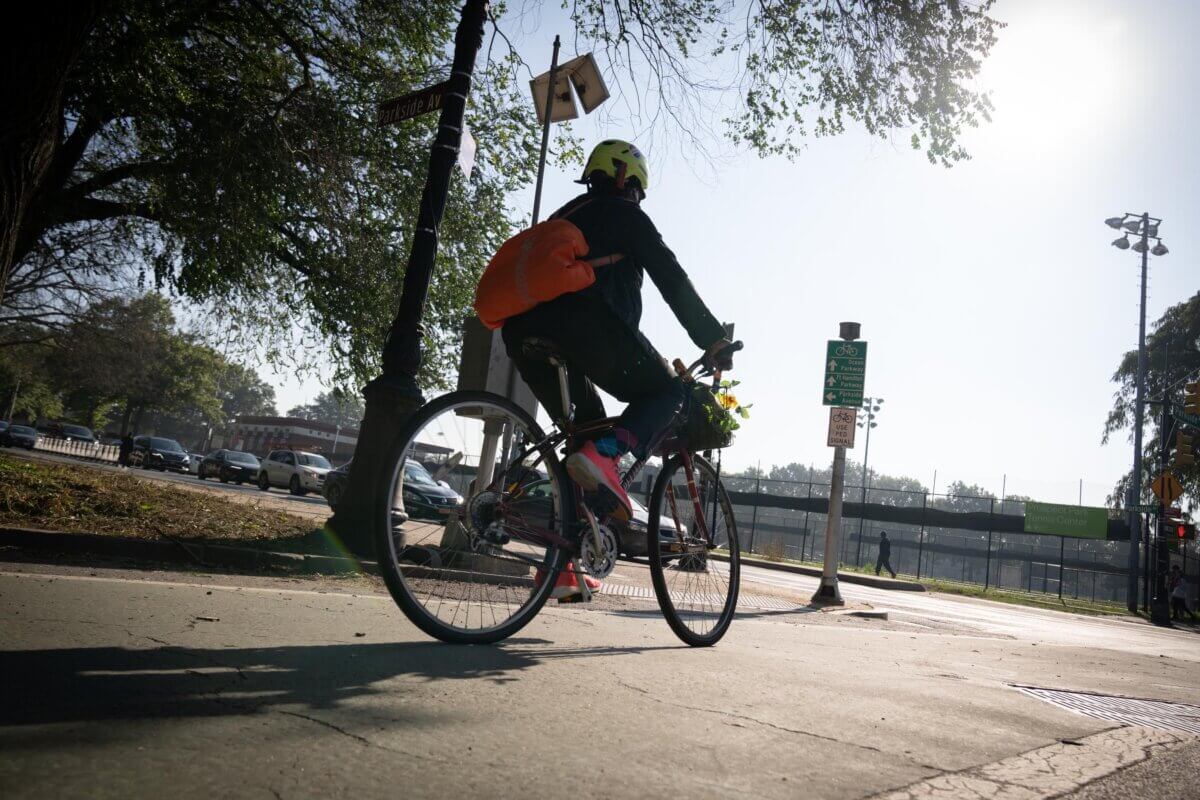 Bicyclist on greenway in New York City