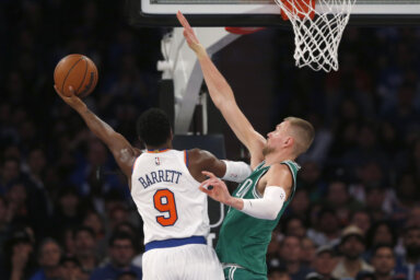 Knicks Celtics Porzingis Barrett