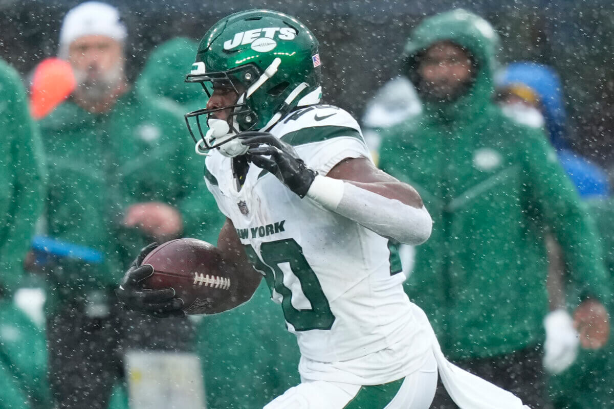 Jets running back Breece Hall