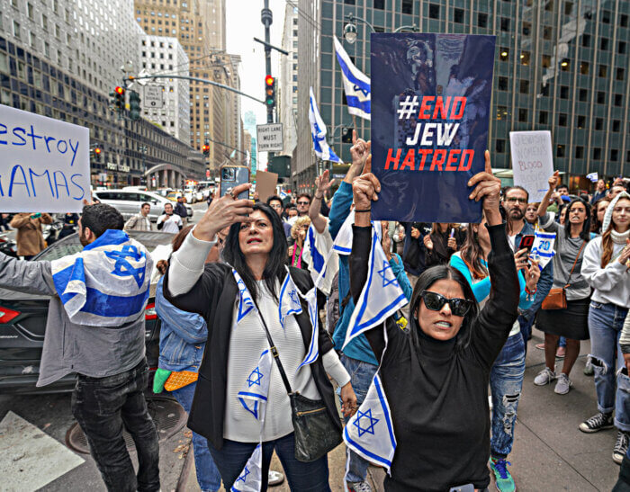Pro-Israeli demonstrators at pro-Palestine rally supported by the DSA