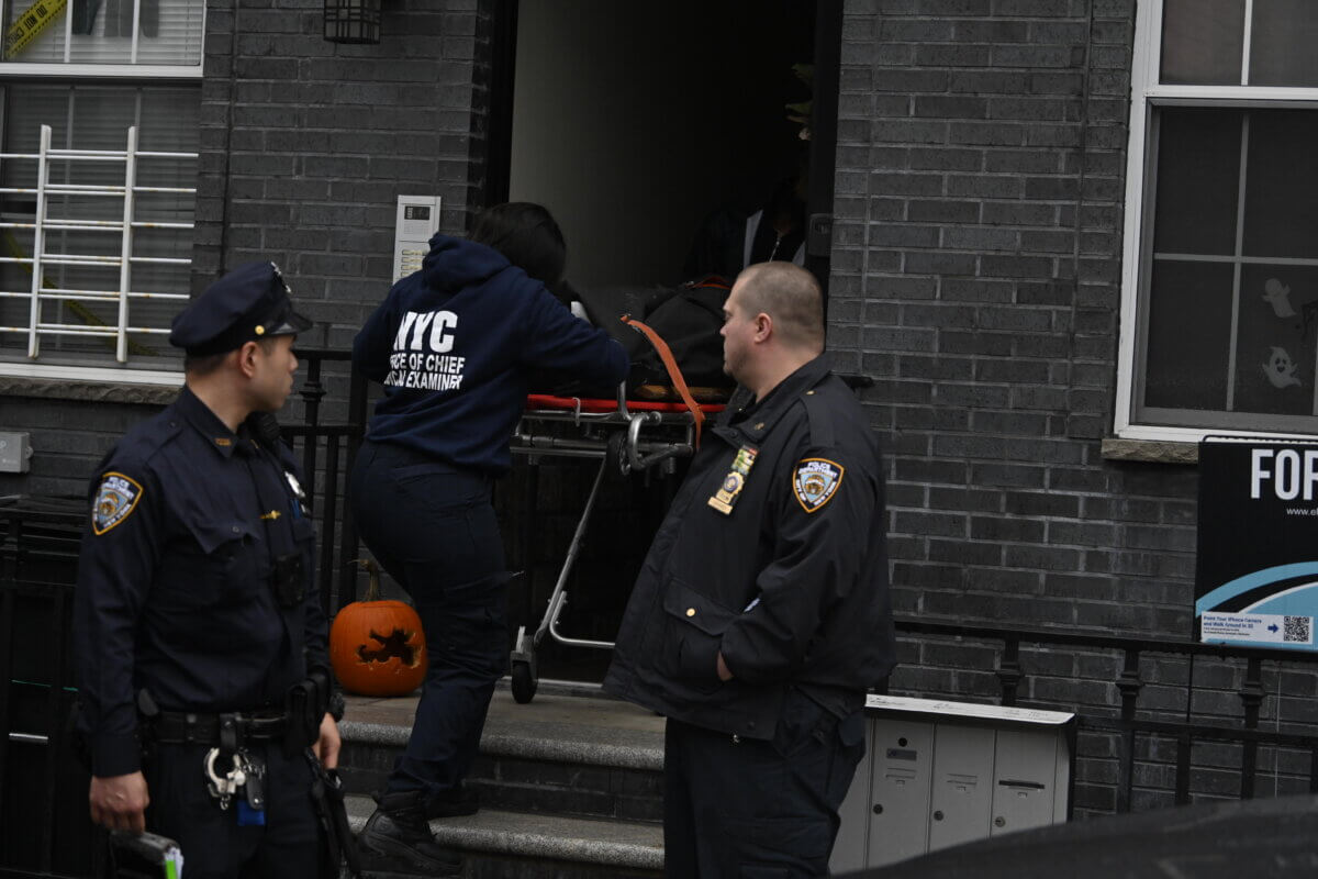 Queens murder suicide victim wheeled out