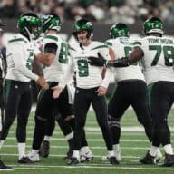 Should Jets tank?