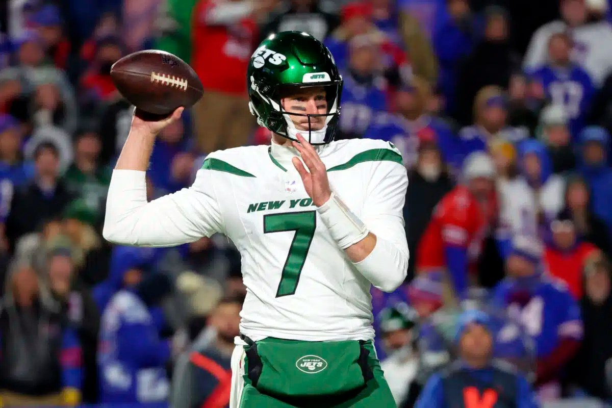 Jets make the move to Tim Boyle at QB