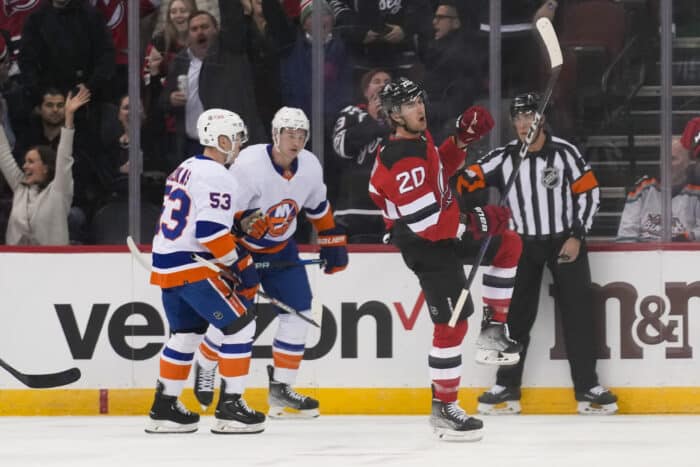 Islanders Devils