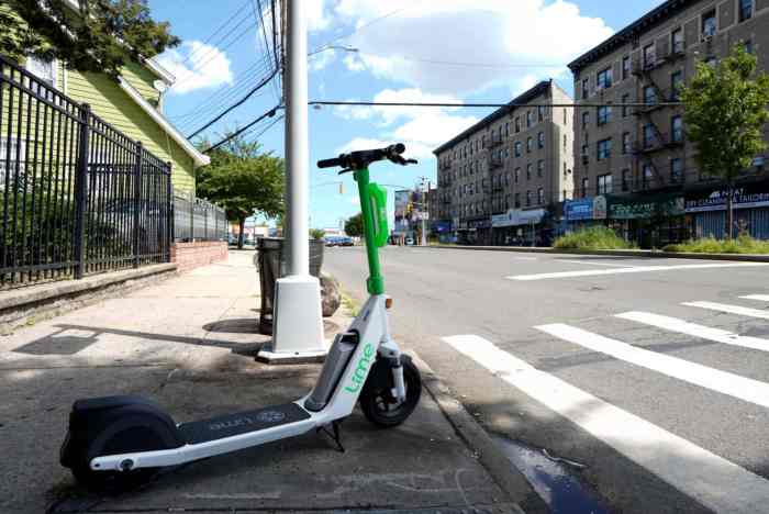 Should NYC e-bikes be licensed? City Council registration bill gets pushback from cyclists 5 Lime electric scooter