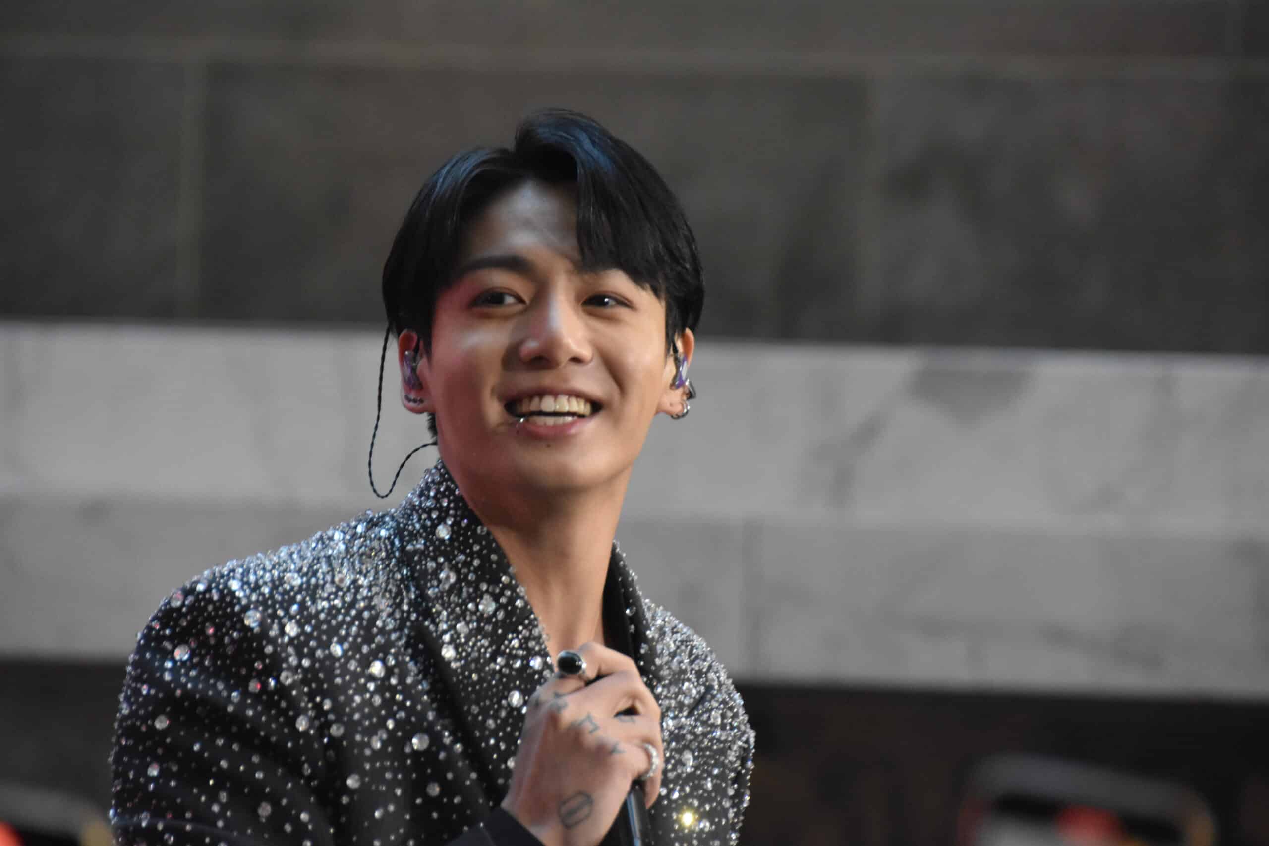 BTS JUNG KOOK まとめ売り BTS JUNG KOOK 公式グッズまとめ売り アイドル