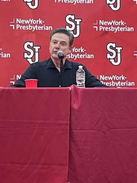 St. John's dominates Stony Brook in Rick Pitino's debut as head coach, 90-74 3 Rick Pitino passes first test as Red Storm coach