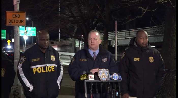 Police shoot man in Washington