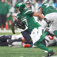 Jets offense proves its worth in win