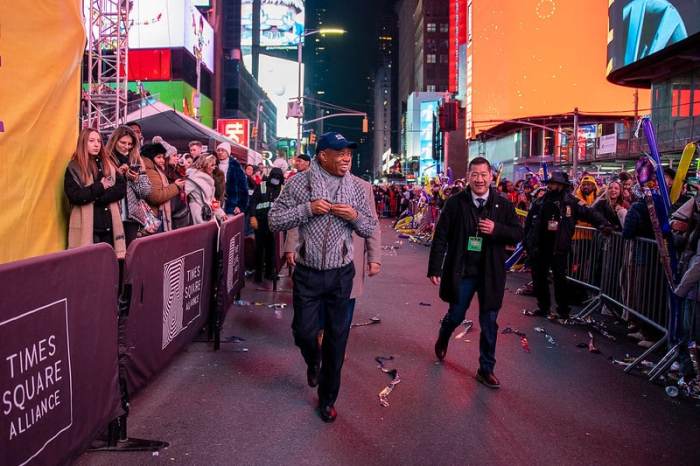 New Year's Eve in Times Square: A New Yorker's guide to street closures, train schedules and more 2