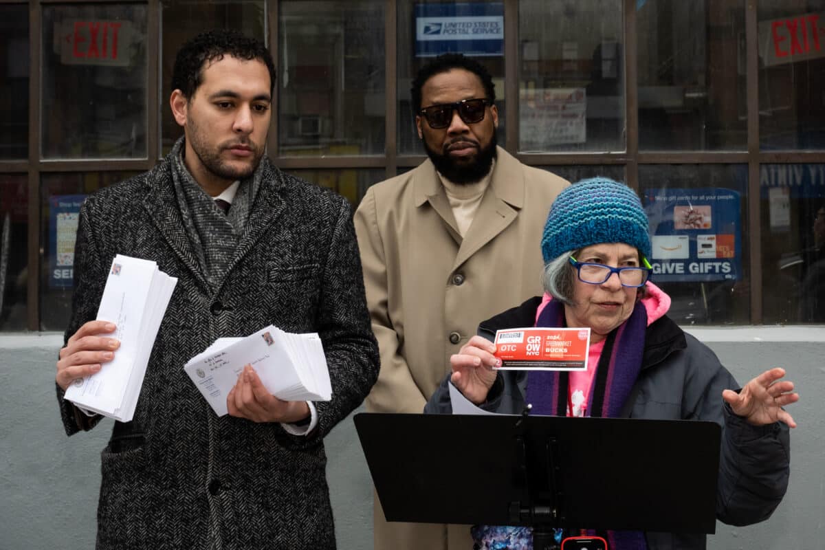 Lower Manhattan push for grocery stores to accept OTC cards