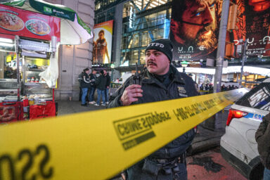 Officer at scene of Times Square shooting